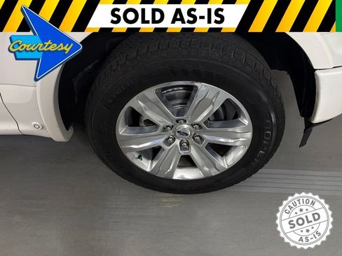 Used 2018 Ford F150 Platinum w/ Equipment Group 701A Luxury RWD image 9