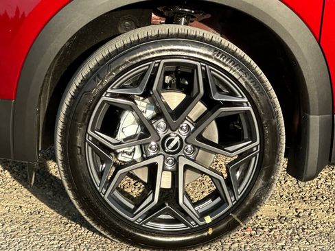 New 2026 Nissan Kicks SR image 29