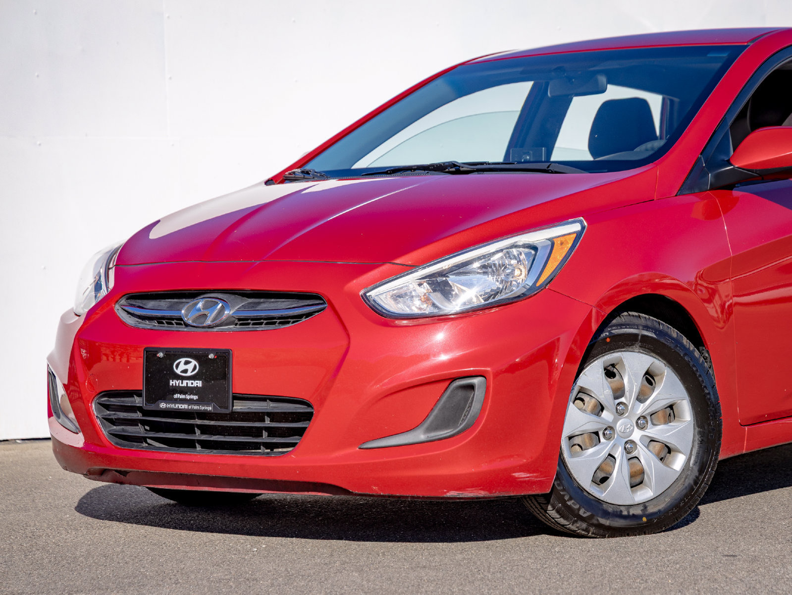 Used 2016 Hyundai Accent SE FWD image 2