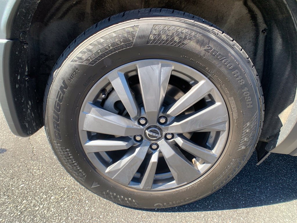 Used 2023 Nissan Pathfinder S AWD/4WD image 32