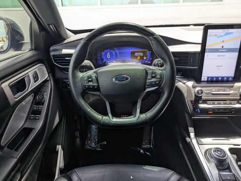 Used 2020 Ford Explorer ST w/ ST High-Performance Pack AWD/4WD image 17