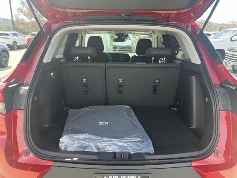 New 2026 Chevrolet TrailBlazer LT w/ Driver Confidence Package image 25