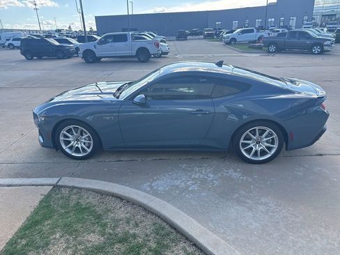 Used 2024 Ford Mustang GT Premium RWD image 4