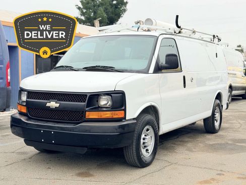 Used 2013 Chevrolet Express 2500 RWD image 1
