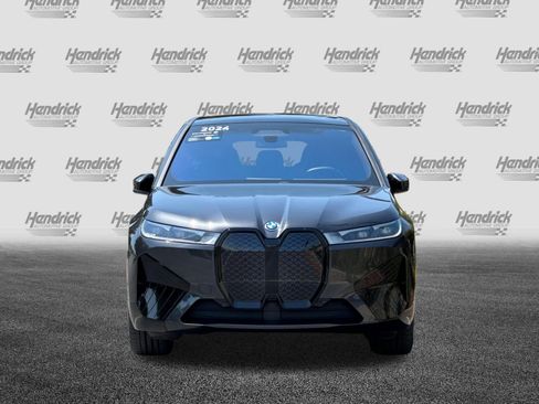 Used 2024 BMW iX xDrive50 w/ Premium Package AWD/4WD image 10