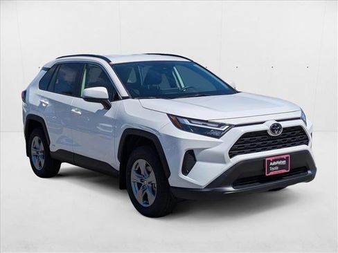 New 2025 Toyota RAV4 LE image 7