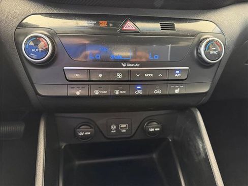 Used 2020 Hyundai Tucson SEL FWD image 18