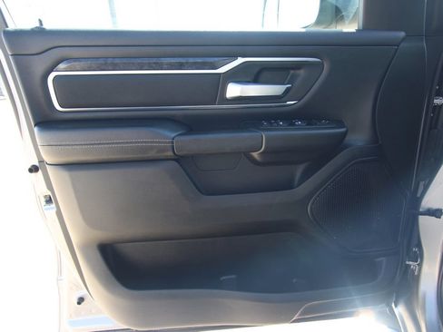 Used 2024 RAM 1500 Big Horn AWD/4WD image 38