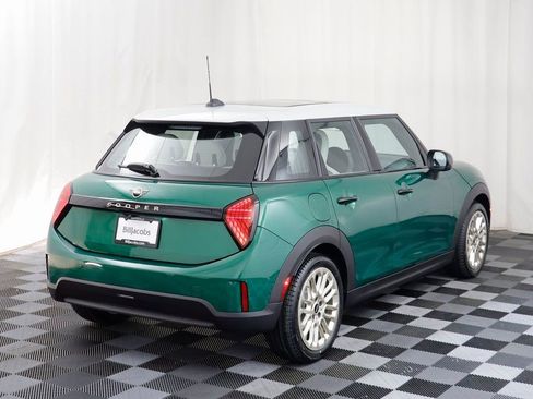 New 2026 MINI Cooper 4-Door Hardtop image 18