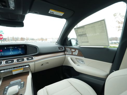 New 2026 Mercedes-Benz GLE 450 4MATIC Coupe image 22