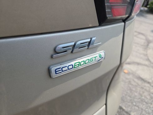 Used 2018 Ford Escape SEL FWD image 11
