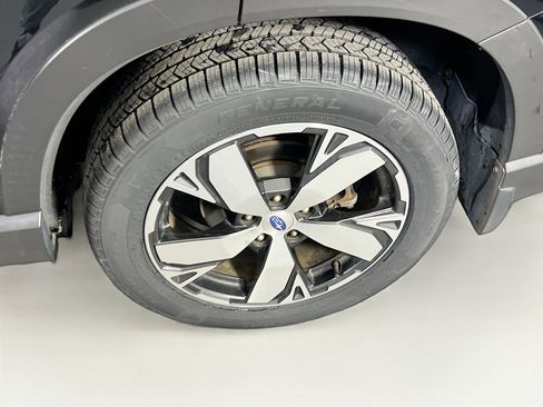 Used 2020 Subaru Forester Touring image 32