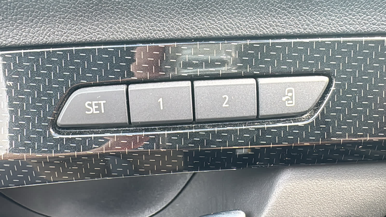 Used 2024 GMC Terrain AT4 w/ LPO, Floor Liner Package AWD/4WD image 9