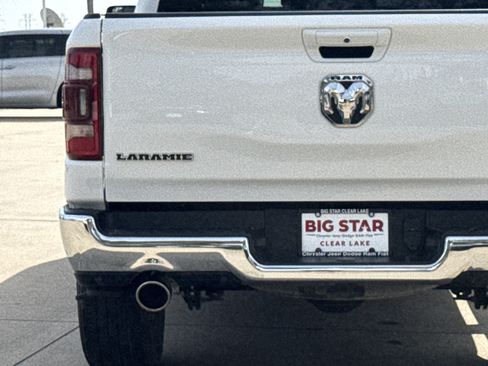 Used 2024 RAM 1500 Laramie image 12