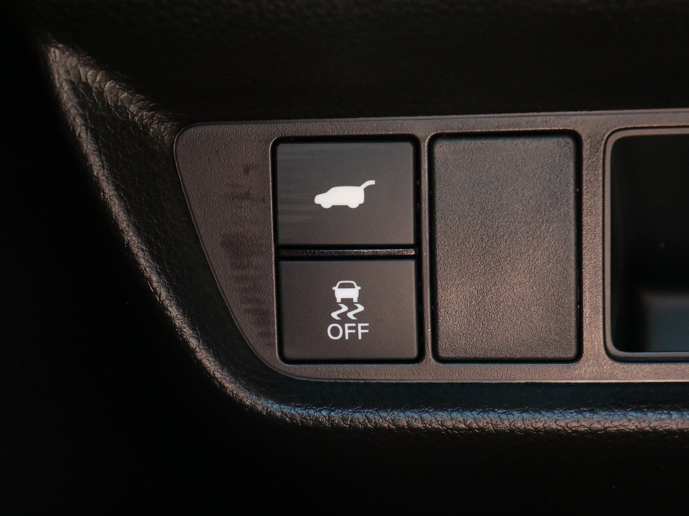 Certified 2025 Acura ADX FWD image 26