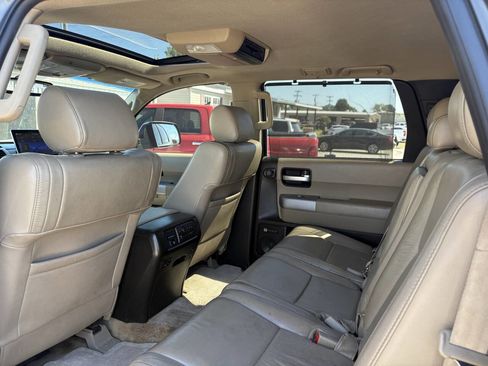 Used 2008 Toyota Sequoia Limited image 18