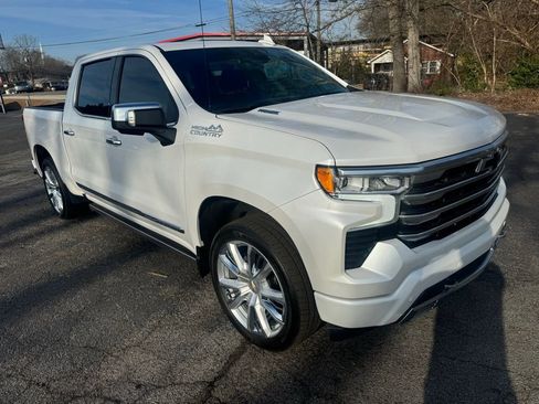 Used 2023 Chevrolet Silverado 1500 High Country w/ High Country Premium Package image 21