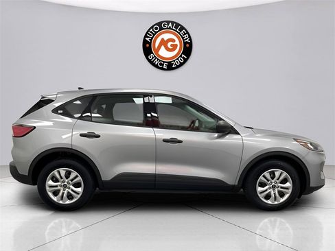 Used 2021 Ford Escape S image 16