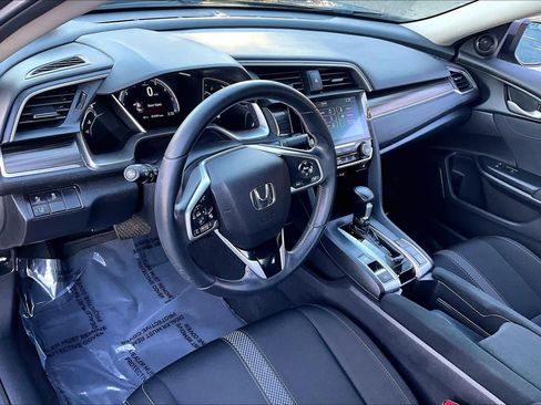 Used 2019 Honda Civic EX image 17