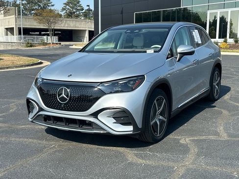 Certified 2023 Mercedes-Benz EQE 350+ SUV image 3