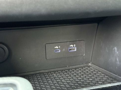 Certified 2024 Nissan Pathfinder SV w/ Black Appearance Package FWD image 25