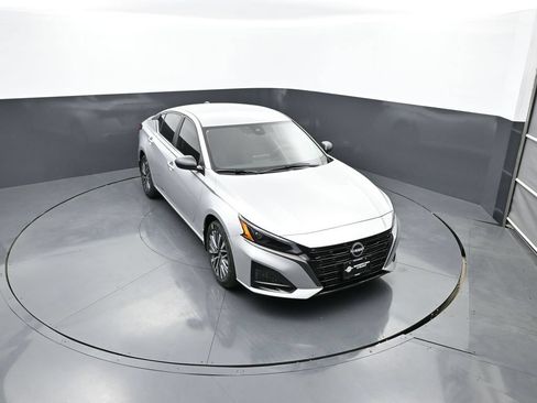 New 2026 Nissan Altima 2.5 SV AWD/4WD image 14