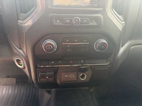 Used 2025 Chevrolet Silverado 1500 W/T w/ WT Value Package AWD/4WD image 17