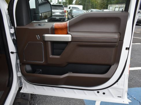 Used 2020 Ford F150 King Ranch image 35