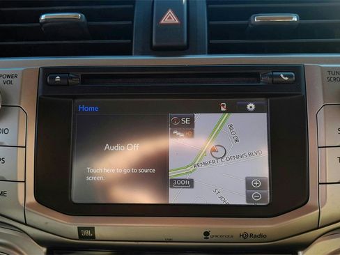 Used 2014 Toyota 4Runner Limited image 24