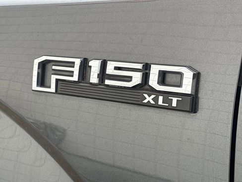 Used 2020 Ford F150 XLT image 30