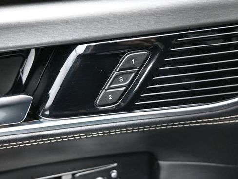 Used 2024 Jeep Wagoneer Series II AWD/4WD image 14