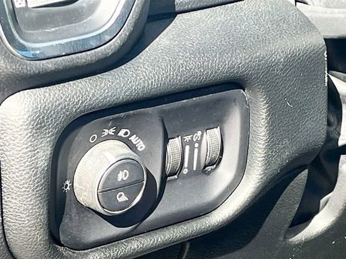 Used 2022 RAM 1500 Laramie AWD/4WD image 10
