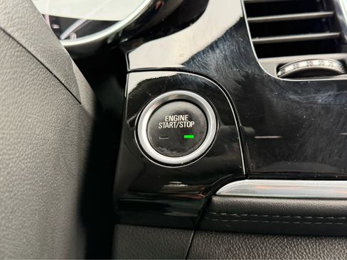 Used 2019 Buick Encore Essence w/ Experience Buick Package image 30