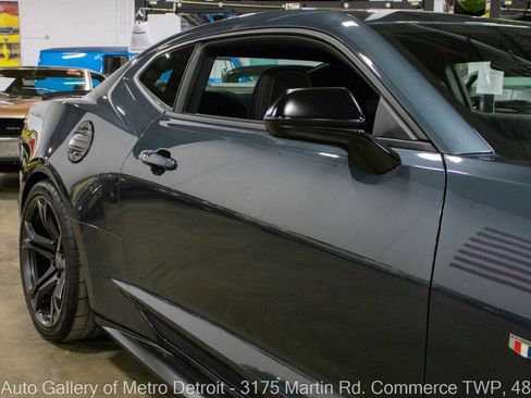 Used 2022 Chevrolet Camaro SS RWD image 26
