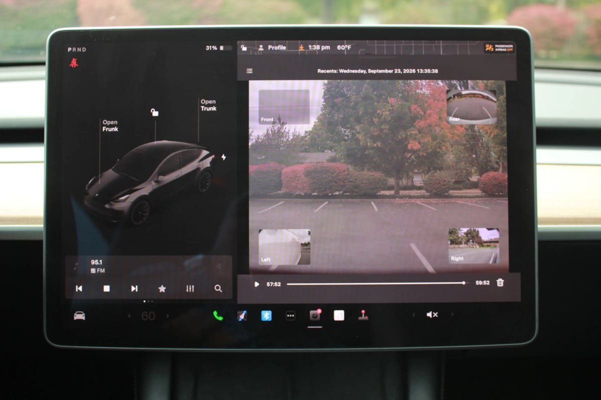 Used 2022 Tesla Model Y Long Range AWD/4WD image 14