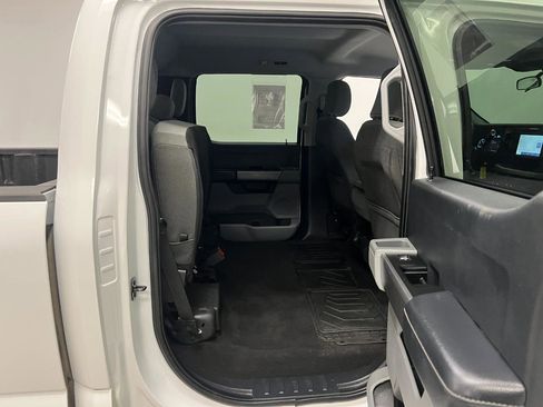 Used 2025 Ford F250 XLT image 30