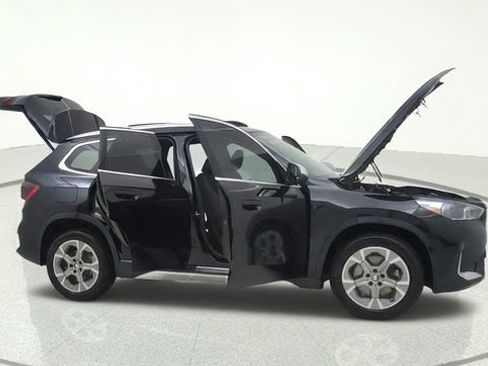 Used 2024 BMW X1 xDrive28i AWD/4WD image 6