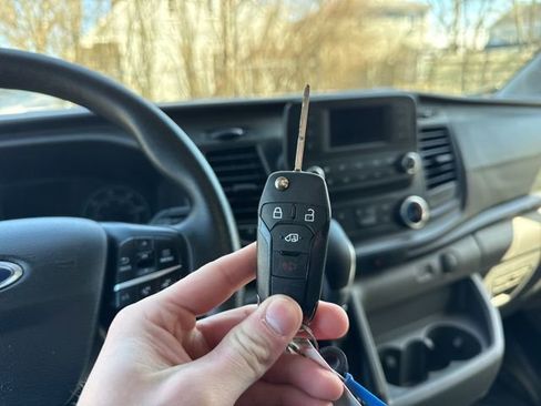 Used 2024 Ford Transit 250 148 High Roof image 17