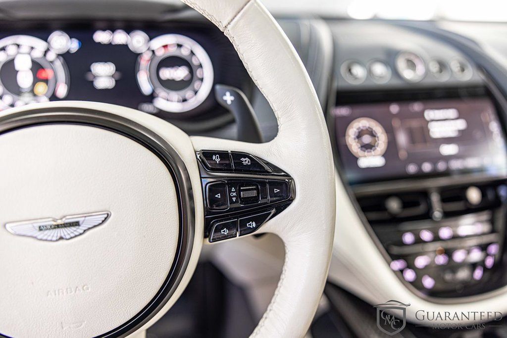 Used 2021 Aston Martin DBX AWD/4WD image 27