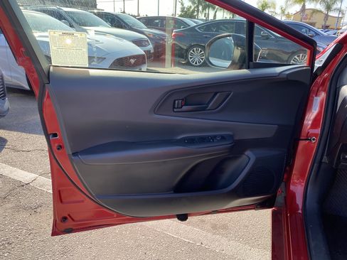 Used 2024 Toyota Prius LE FWD image 16