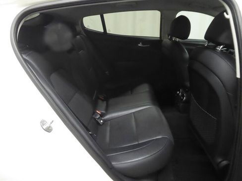 Used 2019 Kia Stinger image 31