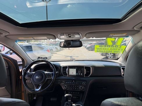 Used 2017 Kia Sportage EX w/ EX Technology Package FWD image 21