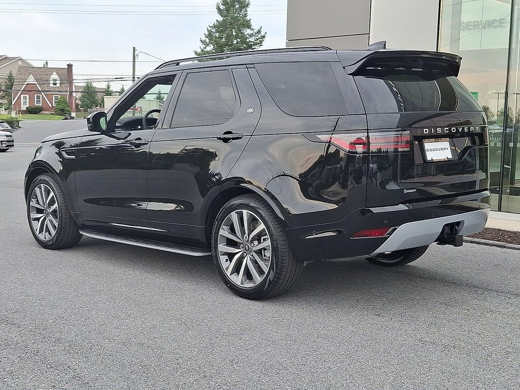 New 2026 Land Rover Discovery Limited Edition AWD/4WD image 4