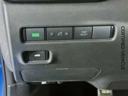 Certified 2024 Nissan Sentra SV FWD image 12