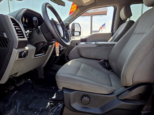 Used 2020 Ford F250 XLT w/ FX4 Off-Road Package AWD/4WD image 4