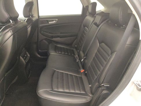 Used 2019 Ford Edge SEL w/ Equipment Group 201A image 18