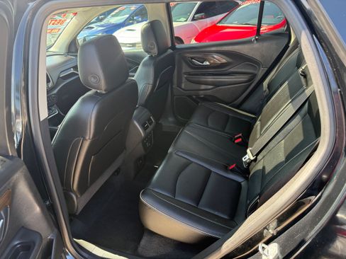 Used 2019 GMC Terrain Denali w/ Advanced Safety Package AWD/4WD image 7