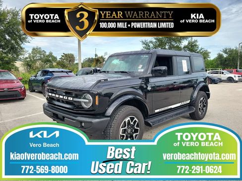 Used 2025 Ford Bronco Outer Banks AWD/4WD image 1