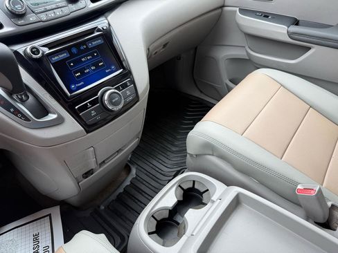 Used 2014 Honda Odyssey EX image 13
