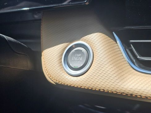 New 2025 Chevrolet Equinox ACTIV w/ Safety and Technology Package image 18